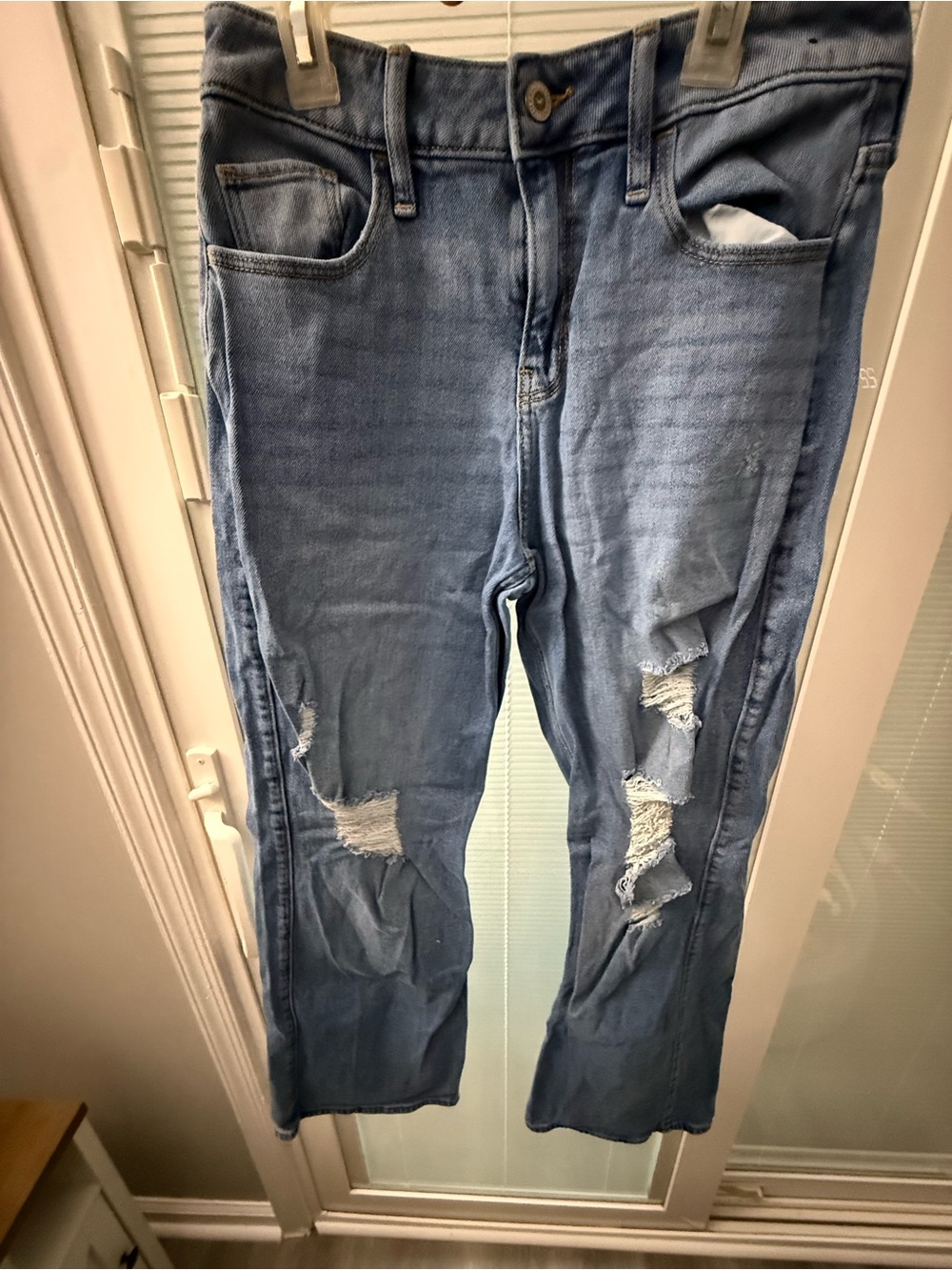 Women’s Light Blue Distressed Jeans